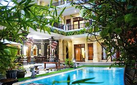 Bali 85 Beach Inn